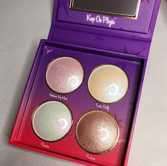 Fun Bratz Makeup Bundle - Picture 10 of 16